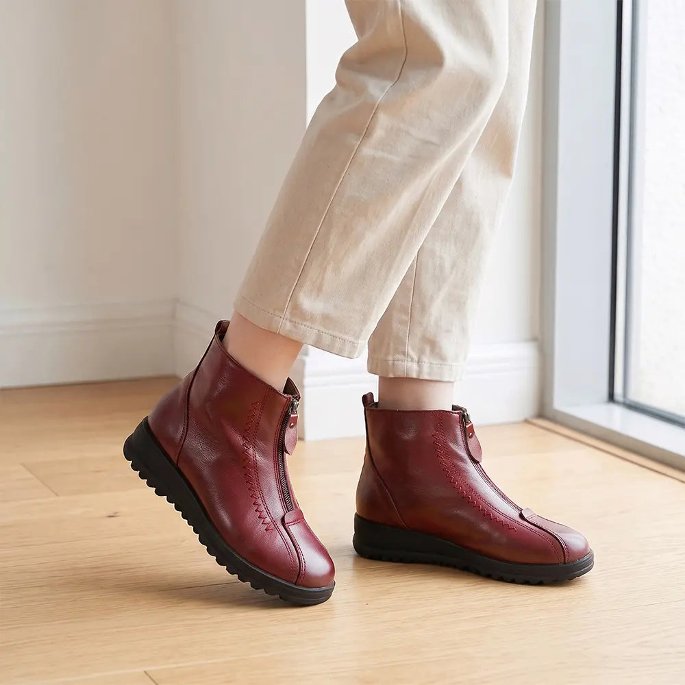 👢【35-42】2026 Ősz/Tél Új Stílusú Bőr Vastag Meleg Hócipő