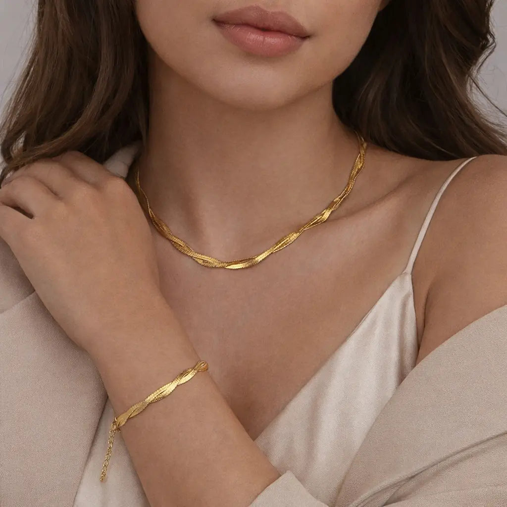 🔥🎁【Collar + Pulsera】💎 Conjunto de collar y pulsera de acero de titanio con diseño entrecruzado en color dorado K de aspecto lujoso