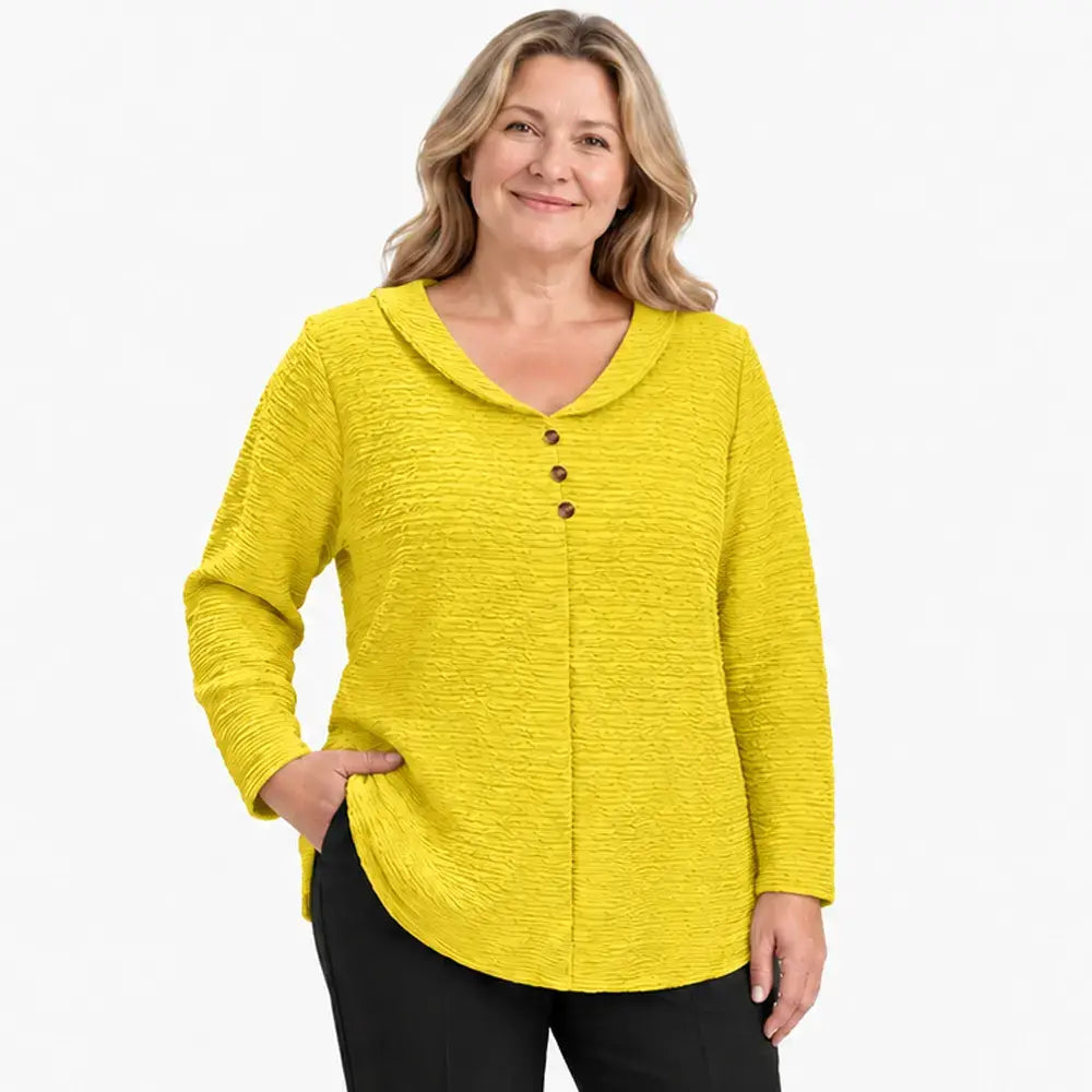 🔥【XL-5XL】🎁💖 Nov ženski zgornji del v velikostih plus-size z zapenjanjem na gumbe in v enobarvni izvedbi; odlikujejo ga teksturirana, nagubana tkanina in okrogel ovratnik (tipa Peter Pan).