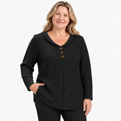 🔥【XL-5XL】🎁💖 Nov ženski zgornji del v velikostih plus-size z zapenjanjem na gumbe in v enobarvni izvedbi; odlikujejo ga teksturirana, nagubana tkanina in okrogel ovratnik (tipa Peter Pan).