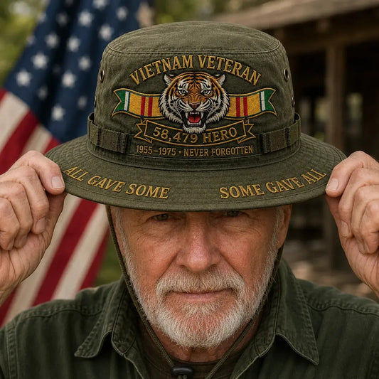 🐯🐯Emlékhalász sapka veteránoknak, olívazöld színben, vad tigrissel és hímzett szöveggel.