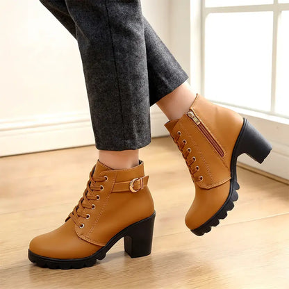 👢【Velikosti 35-42】Nepogrešljiv kos za jesen-zimo: elegantni ženski škornji s peto; popolna kombinacija mode in udobja za nošenje brez napora ves dan!