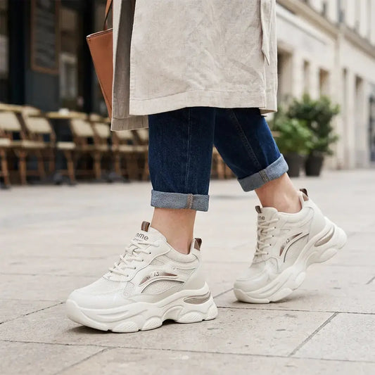 👟【35-40】Vastag talpú, könnyű és puha talpú, kényelmes és csúszásmentes, sportos hétköznapi cipő, amely alkalmas olyan tevékenységekhez, mint az utazás, vásárlás, kerti séták és strandok.
