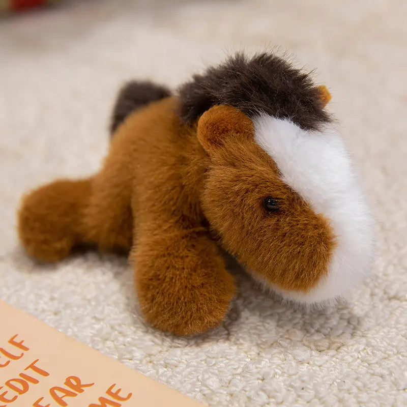 🔥【Compra 1 y llévate 1 gratis】🧲 Bonita muñeca de peluche magnética — Juguete magnético suave para la nevera | Adorable diseño kawaii