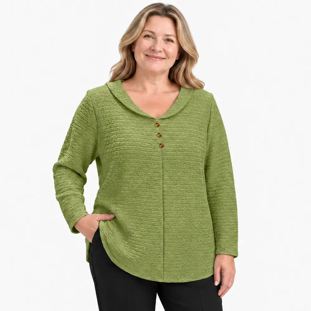 🔥【XL-5XL】🎁💖 Nov ženski zgornji del v velikostih plus-size z zapenjanjem na gumbe in v enobarvni izvedbi; odlikujejo ga teksturirana, nagubana tkanina in okrogel ovratnik (tipa Peter Pan).